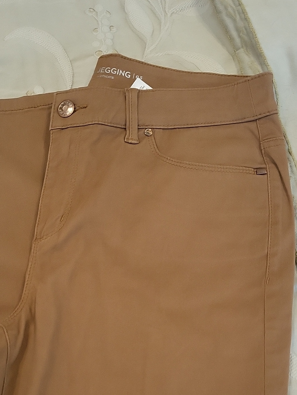 Chico's Platinum Jegging Brown Jeggings Size 0.5 Like New